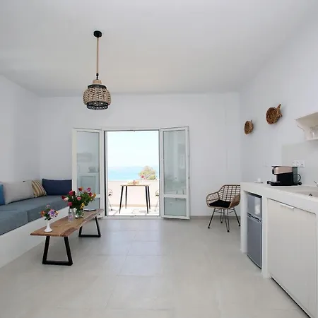 Feriehus Elia Privileged ανδροσ Ándros